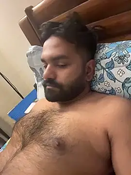 Snapshot of Rahil_94 chatting on 06/22/26, 07:11 Rahil 94 online show from 06/22/26, 07:11