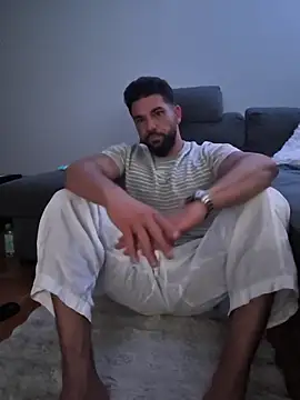 Snapshot of Angelo_33 chatting on 01/13/26, 09:13 Angelo 33 online show from 01/13/26, 09:13