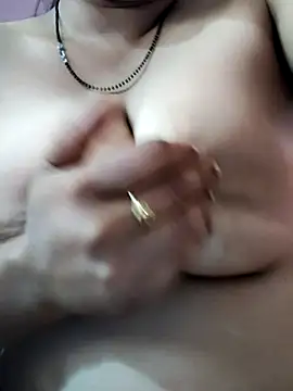 Snapshot of Romentic_lady chatting on 02/18/26, 10:22 Romentic lady online show from 02/18/26, 10:22