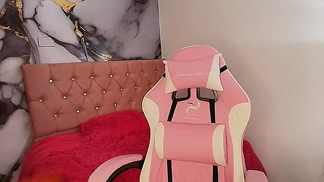 Evangeline heell online show from 01/09/26, 02:29