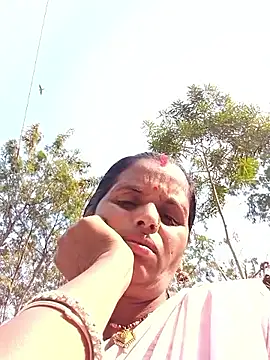 Manvi hote online show from 01/13/26, 09:24