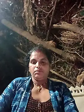 Manvi hote online show from 01/16/26, 04:11