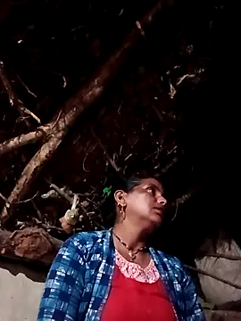 Manvi hote online show from 02/08/26, 02:48