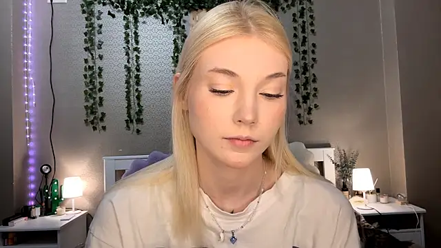 LlsabethHaze online show from 01/16/26, 05:28