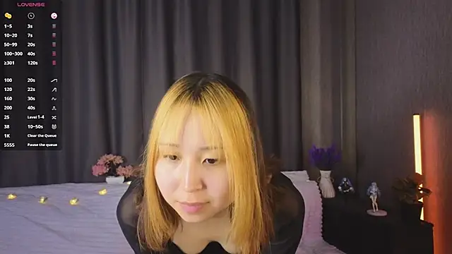 Snapshot of MartaHexen chatting on 02/03/26, 04:12 MartaHexen online show from 02/03/26, 04:12