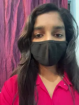 HotxAnamika online show from 02/18/26, 09:50