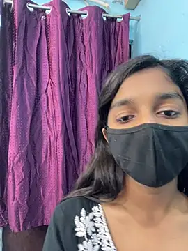 HotxAnamika online show from 02/25/26, 10:26