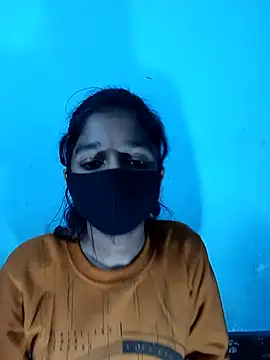 HotxAnamika online show from 01/08/26, 10:10