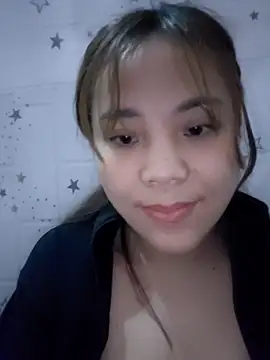 Snapshot of utlesexy chatting on 02/08/26, 12:03 utlesexy online show from 02/08/26, 12:03