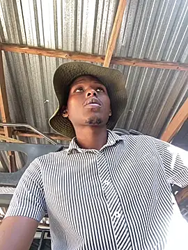 Snapshot of kwandero1234 chatting on 02/14/26, 06:13 kwandero1234 online show from 02/14/26, 06:13