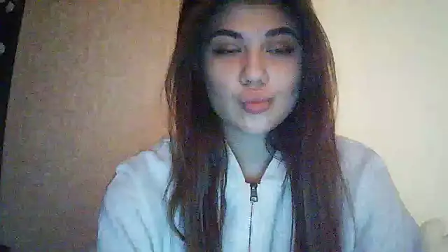 Snapshot of Tenovira chatting on 02/21/26, 09:39 Tenovira online show from 02/21/26, 09:39