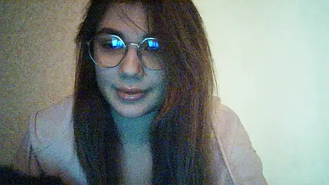 Snapshot of Tenovira chatting on 02/20/26, 07:05 Tenovira online show from 02/20/26, 07:05