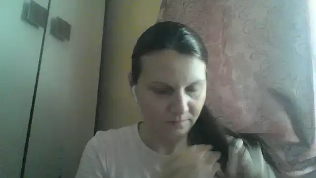 Snapshot of Fenariva chatting on 02/24/26, 09:32 Fenariva online show from 02/24/26, 09:32