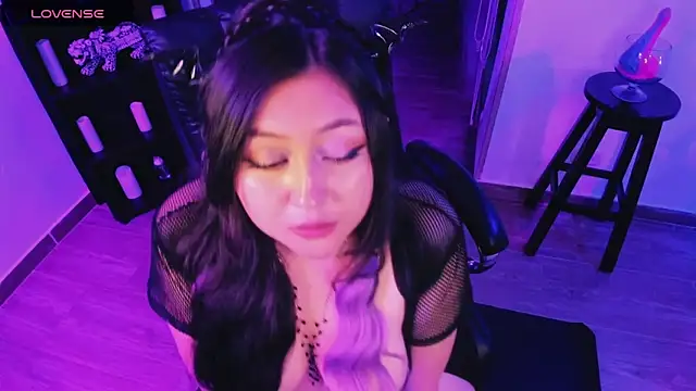 Sweet lenna online show from 04/02/26, 11:11