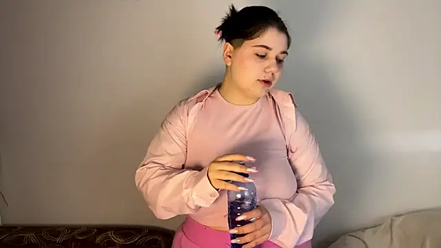 LunaBlakes online show from 03/02/26, 08:43