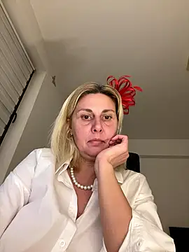 Amelia9798 online show from 01/17/26, 08:56