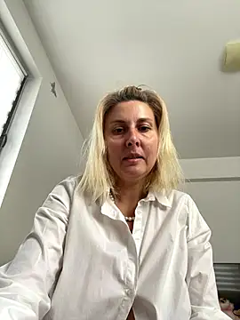 Amelia9798 online show from 01/18/26, 09:02