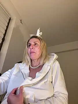 Amelia9798 online show from 01/14/26, 07:50