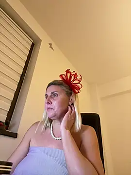 Amelia9798 online show from 01/09/26, 07:21