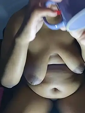 Snapshot of Sultrydiva1 chatting on 02/24/26, 01:45 Sultrydiva1 online show from 02/24/26, 01:45