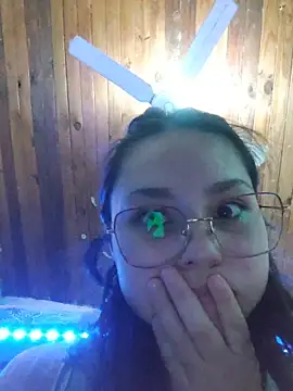 Snapshot of Sexyhanna14 chatting on 05/19/26, 02:51 Sexyhanna14 online show from 05/19/26, 02:51