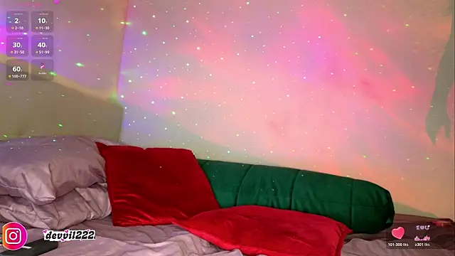 Snapshot of Devvil2222 chatting on 02/27/26, 07:24 Devvil2222 online show from 02/27/26, 07:24