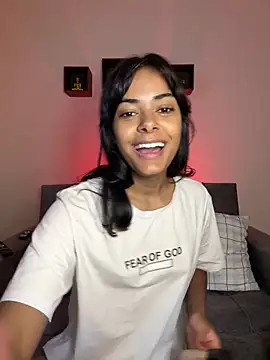 Iam Lyan  online show from 03/26/26, 08:18