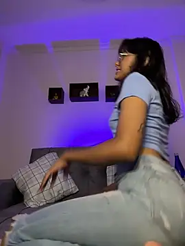 Iam Lyan  online show from 03/28/26, 08:32