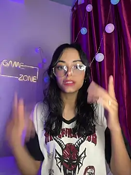 Iam Lyan  online show from 02/08/26, 10:29