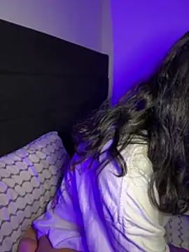 Iam Lyan  online show from 03/08/26, 02:15