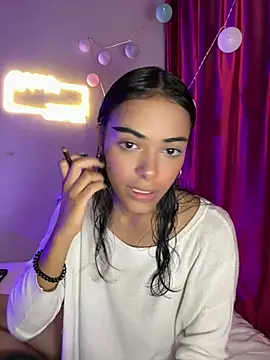 Iam Lyan  online show from 03/08/26, 08:45