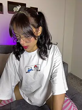 Iam Lyan  online show from 05/27/26, 06:26