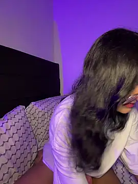 Iam Lyan  online show from 03/08/26, 01:44