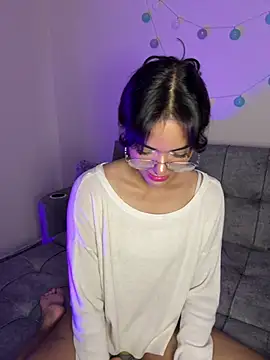 Iam Lyan  online show from 03/15/26, 12:28