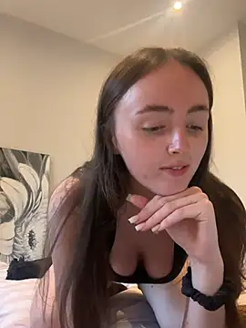 TayLovesxx online show from 06/22/26, 08:06