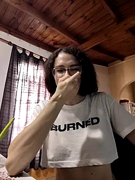 Nanucurlyxx online show from 04/01/26, 01:41