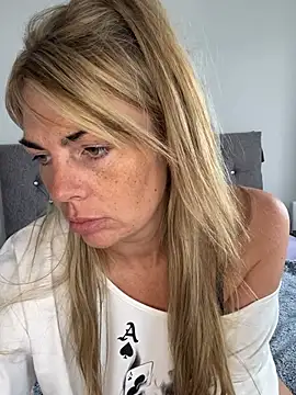 Scarlett the girlnextdoor online show from 05/11/26, 11:22