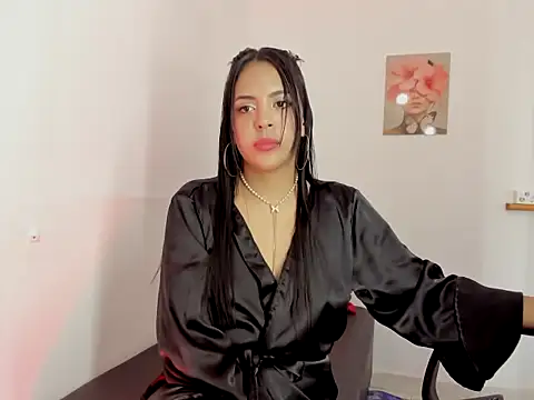 mia loren online show from 01/11/26, 07:10