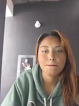 Velvet Moon33 online show from 04/12/26, 06:44