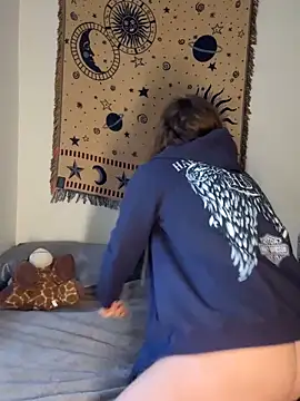 teenyblossom online show from 03/11/26, 12:10