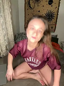 teenyblossom online show from 02/10/26, 12:09