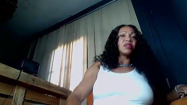 paolla23cm brasil online show from 04/14/26, 05:51