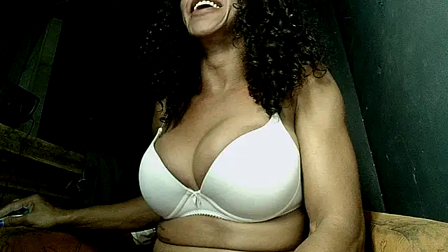 paolla23cm brasil online show from 05/14/26, 03:25
