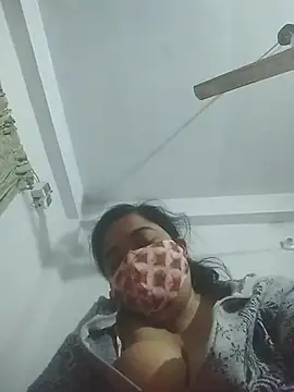 momo loves online show from 01/13/26, 04:55