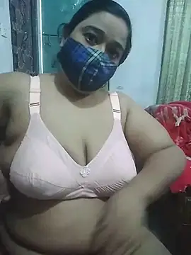 Snapshot of momo_loves chatting on 04/09/26, 03:41 momo loves online show from 04/09/26, 03:41