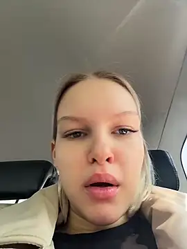 AshleyMur online show from 05/18/26, 05:56