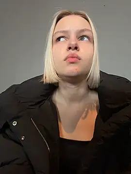 Snapshot of AshleyMur chatting on 02/08/26, 05:27 AshleyMur online show from 02/08/26, 05:27