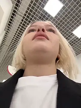 Snapshot of AshleyMur chatting on 02/17/26, 03:48 AshleyMur online show from 02/17/26, 03:48