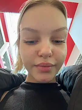 Snapshot of AshleyMur chatting on 02/22/26, 05:32 AshleyMur online show from 02/22/26, 05:32