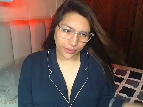 HeatWithHolly online show from 02/05/26, 12:23